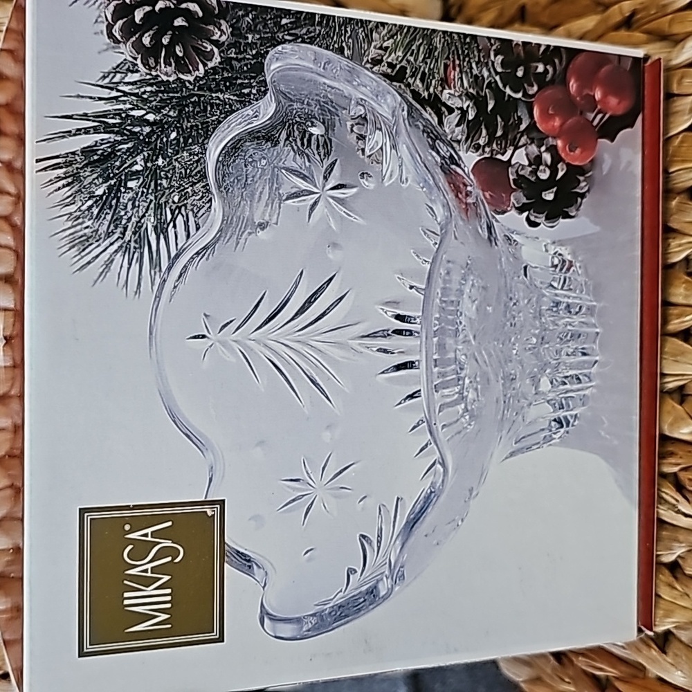 🌲MIKASA Christmas Night 6" Footed Bowl